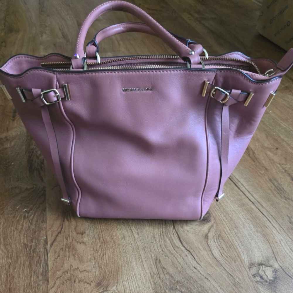 Michael Kors Shoulder Bag